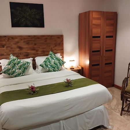 Fern Lodge Self Catering Đảo Đảo La Digue Ngoại thất bức ảnh